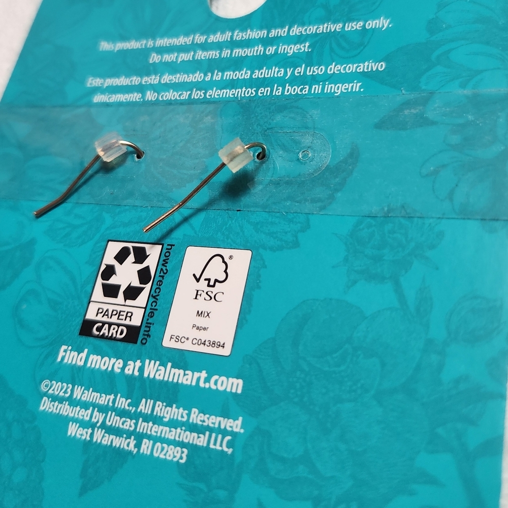 PIONEER WOMAN, TURQUOISE COLOR EARRINGS, NEW - Picture 3 of 3